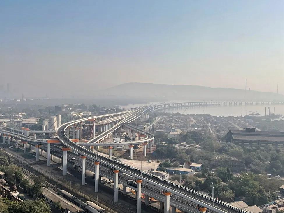 image of the new Mumbai bridge